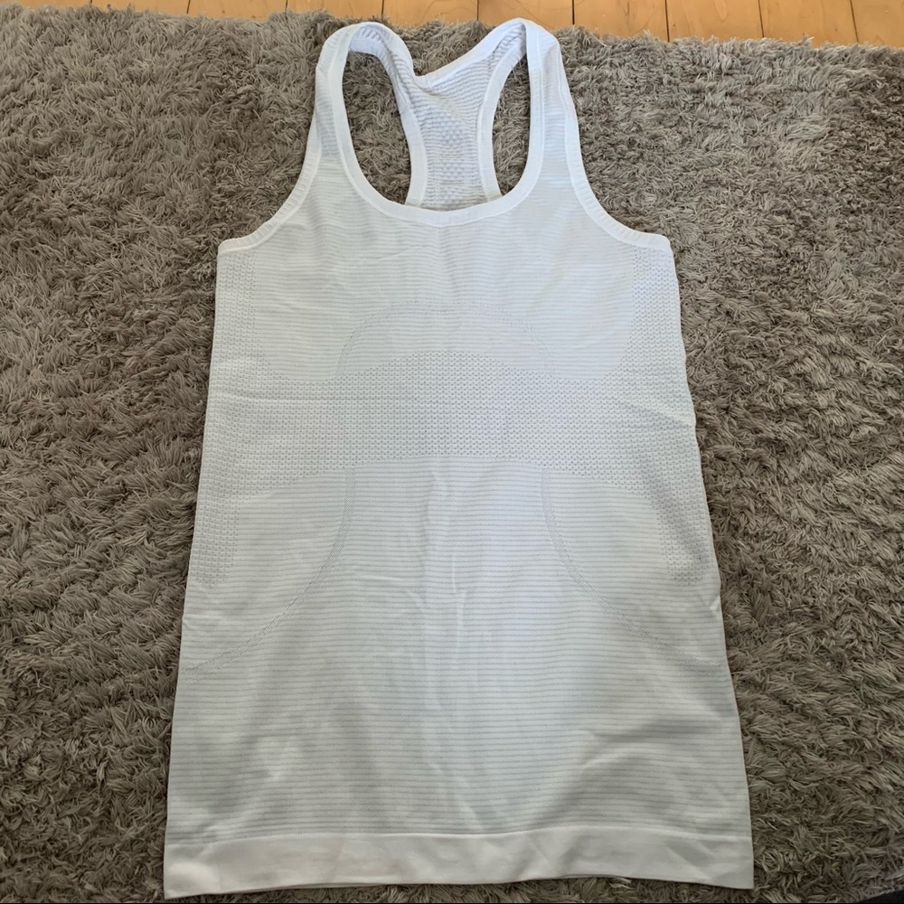 Lululemon swiftly tank